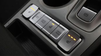 Hyundai KONA PREMIUM