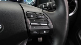 Hyundai KONA PREMIUM