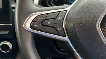 Renault Captur TECHNO E-TECH