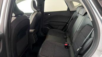 Renault Captur TECHNO E-TECH