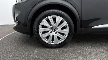 Peugeot E-2008 GT PREMIUM