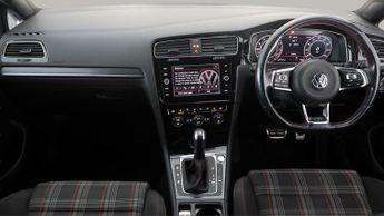 Volkswagen Golf GTI PERFORMANCE TSI DSG