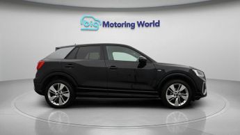 Audi Q2 TFSI S LINE