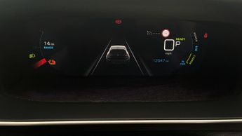 Peugeot E-208 GT