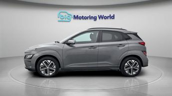 Hyundai KONA PREMIUM