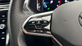Volkswagen Tiguan R-LINE TSI DSG