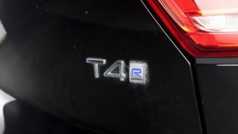 Volvo XC40 T4 R-DESIGN PRO
