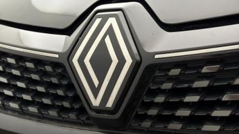 Renault Clio TECHNO E-TECH