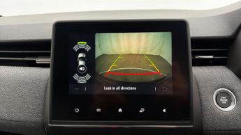 Renault Clio TECHNO E-TECH