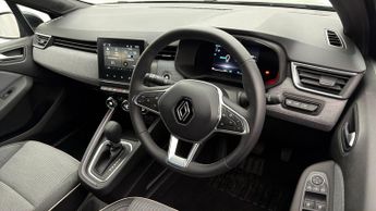 Renault Clio TECHNO E-TECH