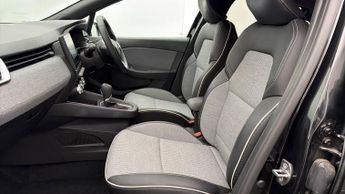 Renault Clio TECHNO E-TECH