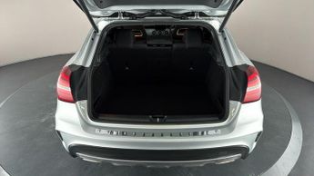 Mercedes-Benz GLA GLA 250 4MATIC AMG LINE PREMIUM PLUS