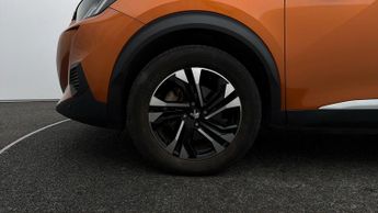Peugeot E-2008 GT
