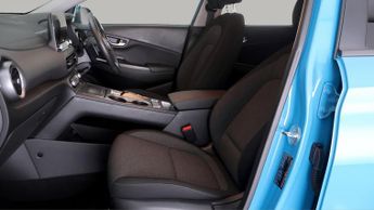 Hyundai KONA PREMIUM