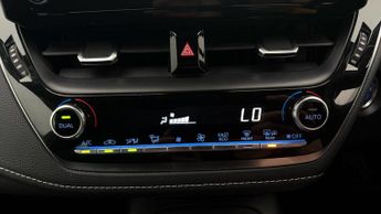 Toyota Corolla ICON TECH