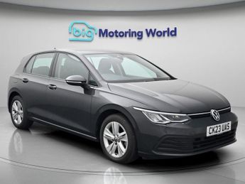 Volkswagen Golf LIFE ETSI DSG