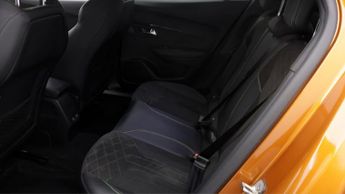Peugeot E-2008 GT PREMIUM