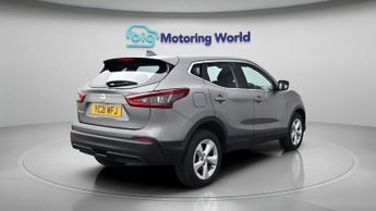 Nissan Qashqai DIG-T ACENTA PREMIUM DCT
