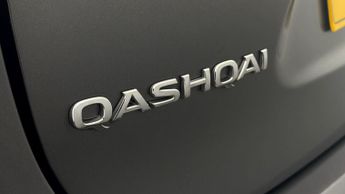 Nissan Qashqai DIG-T ACENTA PREMIUM DCT
