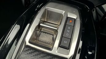Peugeot 2008 PURETECH EAT8 S/S ALLURE