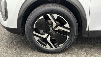Peugeot 2008 PURETECH EAT8 S/S ALLURE