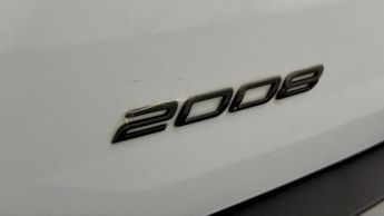 Peugeot 2008 PURETECH EAT8 S/S ALLURE
