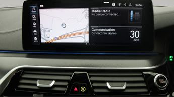 BMW 5 Series 530E M SPORT
