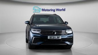 Volkswagen Tiguan R-LINE TSI DSG