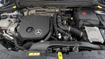 Mercedes-Benz GLA GLA 180 SPORT EDITION