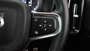 Volvo XC40 RECHARGE T4 R-DESIGN