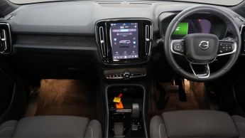 Volvo C40 RECHARGE CORE