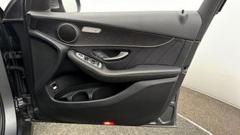 Mercedes-Benz GLC GLC 220 D 4MATIC AMG LINE