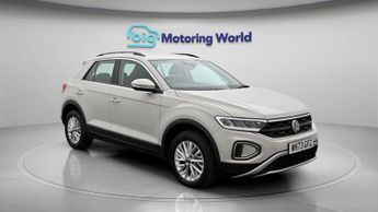 Volkswagen T-Roc LIFE TSI DSG