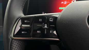 Renault Scenic E-Tech ICONIC E-TECH