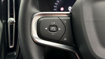 Volvo C40 RECHARGE CORE