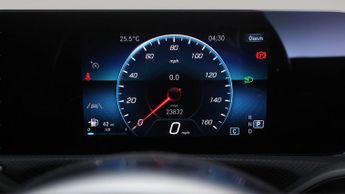 Mercedes-Benz CLA CLA 180 AMG LINE