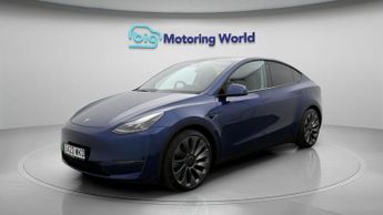Tesla Model Y PERFORMANCE AWD