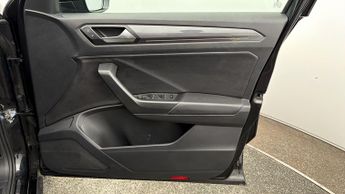 Volkswagen T-Roc R-LINE TSI EVO DSG