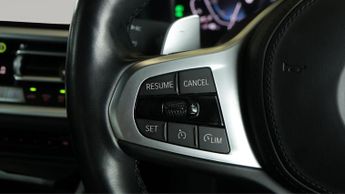 BMW 3 Series 330E M SPORT