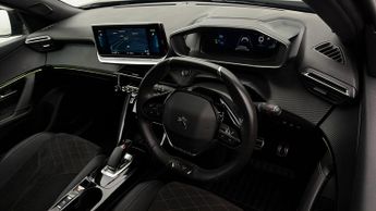 Peugeot E-2008 GT PREMIUM
