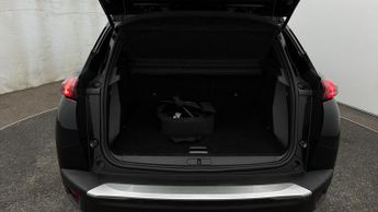 Peugeot E-2008 GT PREMIUM