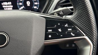 Audi Q4 e-tron EDITION 1 QUATTRO