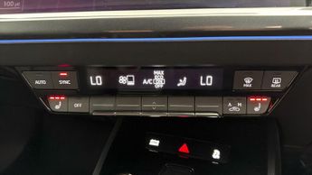 Audi Q4 e-tron EDITION 1 QUATTRO