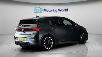 CUPRA Born V2