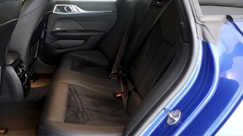BMW i4 EDRIVE40 M SPORT