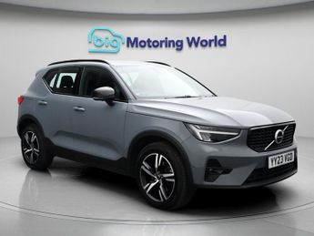 Volvo XC40 B3 PLUS