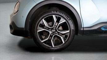 Citroen e-C4 SHINE PLUS