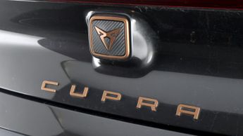 CUPRA Born V2