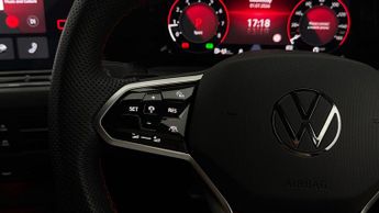 Volkswagen Golf GTI CLUBSPORT TSI DSG