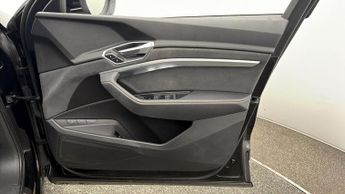 Audi e-tron SPORTBACK QUATTRO S LINE